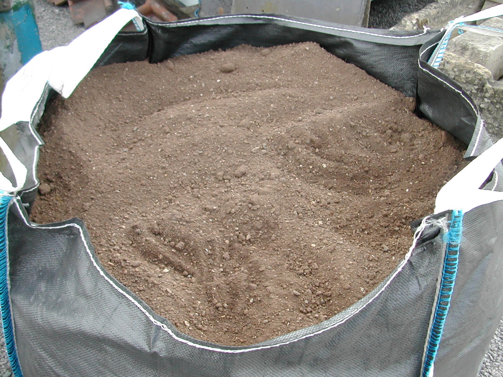 bensreckyard ebay photo Topsoil 1